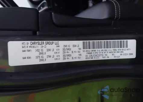 2014 Jeep Grand Cherokee Overland из США, поврежденный, VIN 1C4RJFCG4EC297733